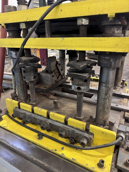 15 TON AIRAM PNEUMATIC 4 POST CUTOFF PRESS: STOCK #79286