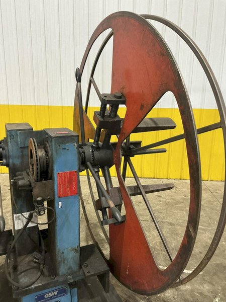 1,100 LB X 14" W GSW PULL OFF DOUBLE END COIL REEL UNCOILER: YOBRO #24860