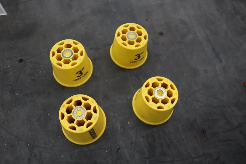 Progressive Components Rhino 500, 7,000# Capacity Mold Riser Supports, 3" High (4)- Auction Item