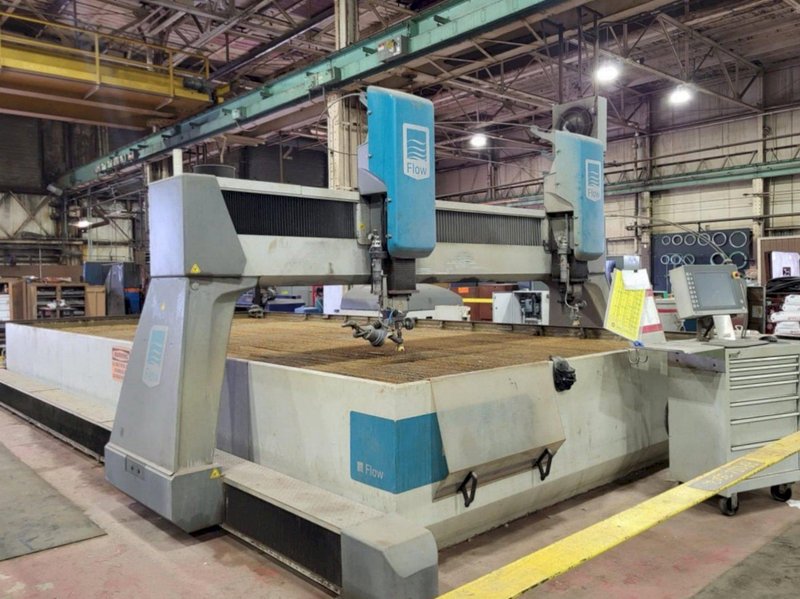 FLOW MACH 4 M4C 3070C - Waterjet Cutters