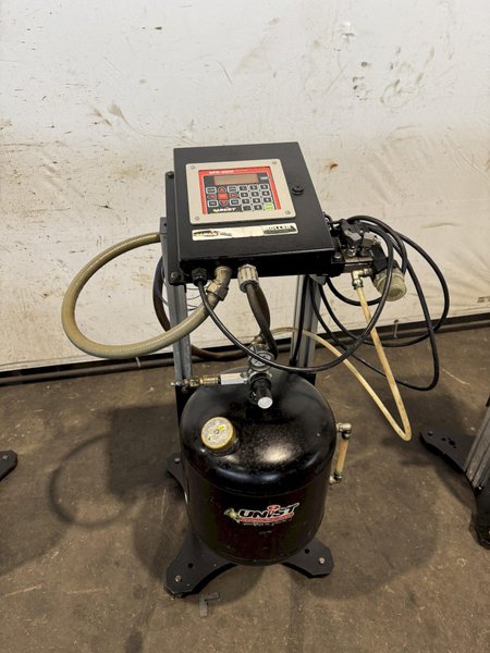 UNIST SPR-2000 LUBRICATION SPRAY ROLLER. STOCK # 0885425
