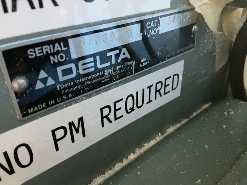 Delta  10" Table Saw  - 34-802f