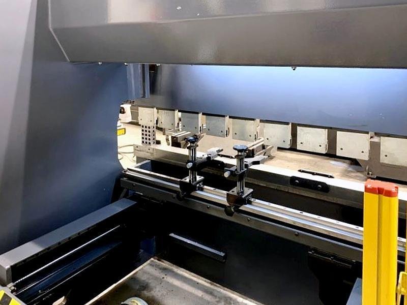 Durma AD-S2060 66 Ton x 80″ Press Brake
