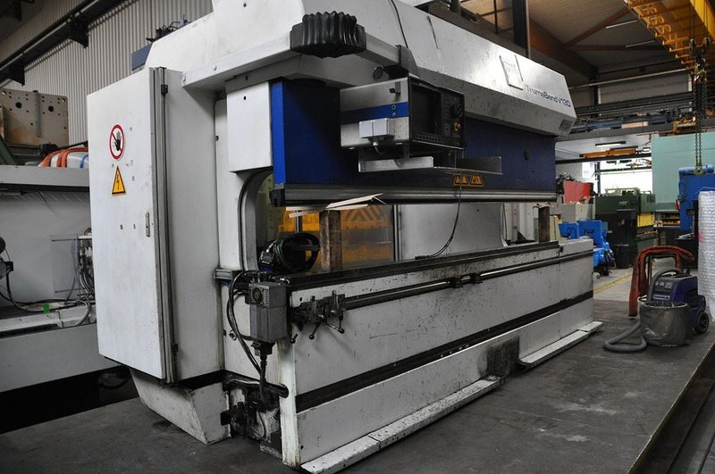 Trumpf TrumaBend V130 - 130 ton x 3100 mm CNC