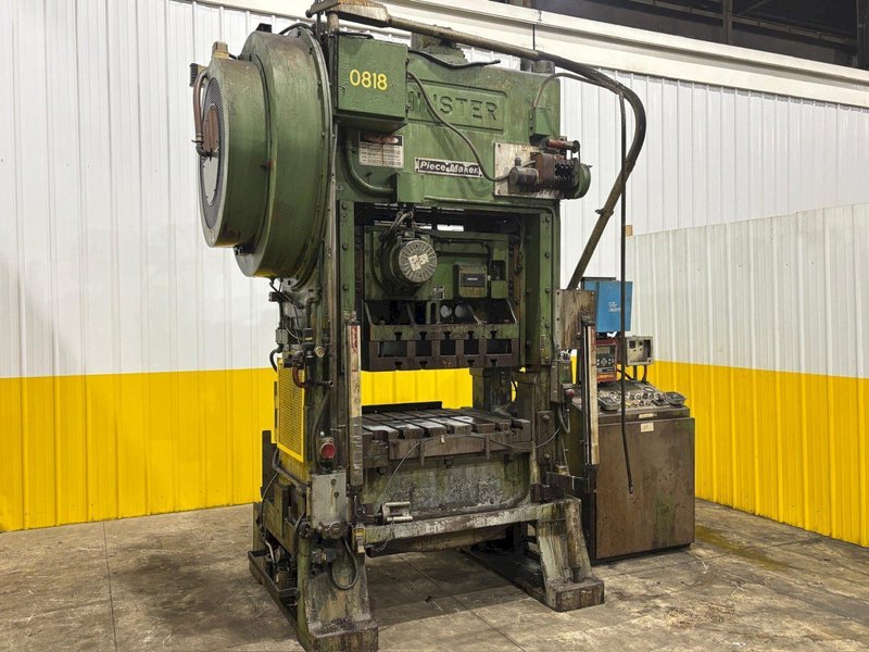 100 TON MINSTER P2-100-42 PIECE MAKER STRAIGHT SIDE HIGH SPEED PRESS. STOCK # 0883325