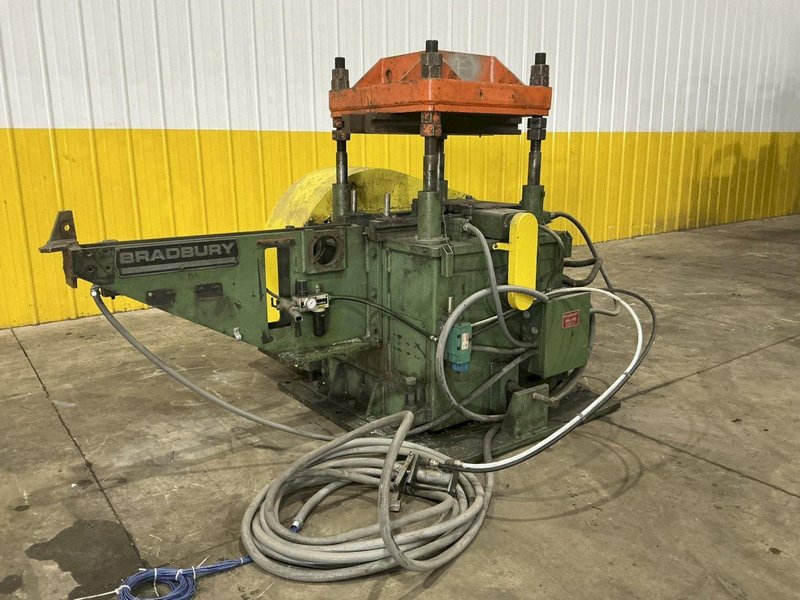 30 TON BRADBURY TISHEN 4 POST CUTOFF WITH DIE ACCELORATOR: YOBRO #24948