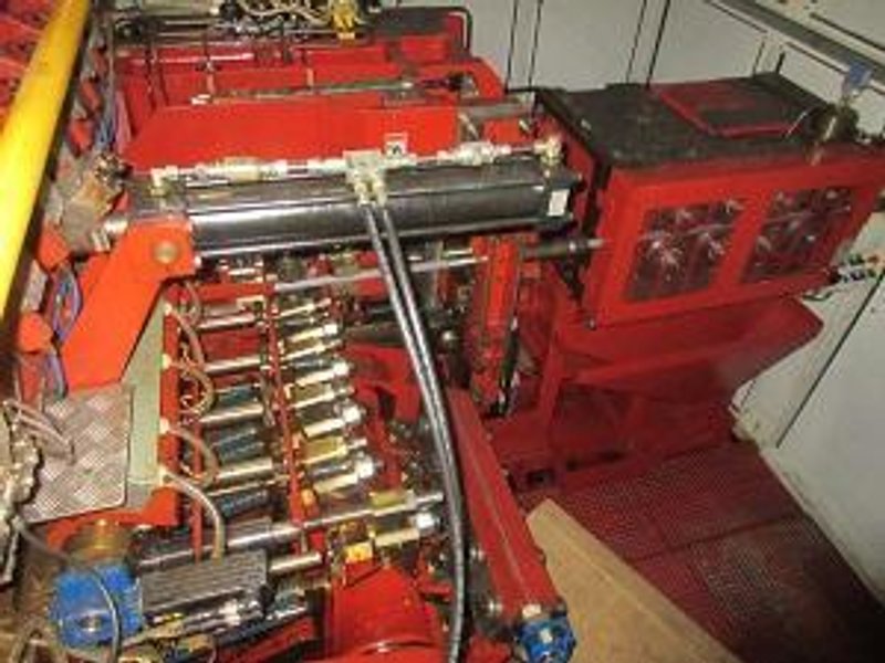 SACMA MODEL #SP660 AL, 5 DIE COLD FORMER