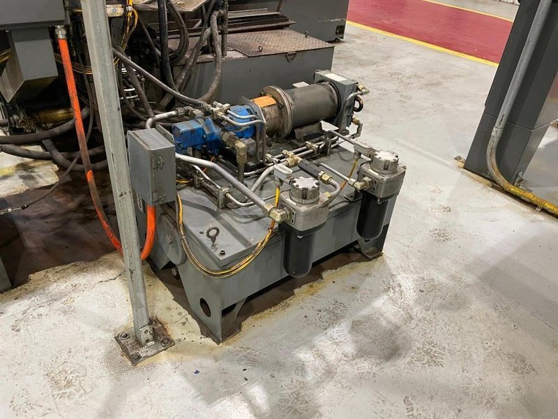 Used, 10" x 96" Cincinnati Plain Cylindrical Grinder