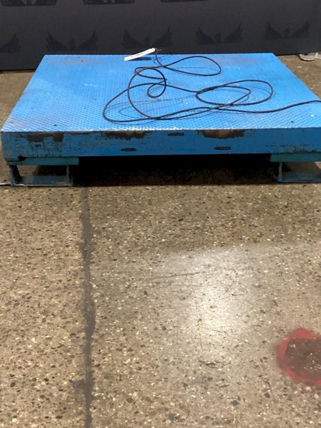 WEIGH-TRONIX DS6060-10 ELECTRIC SCALE 10000LB CAPACITY USED