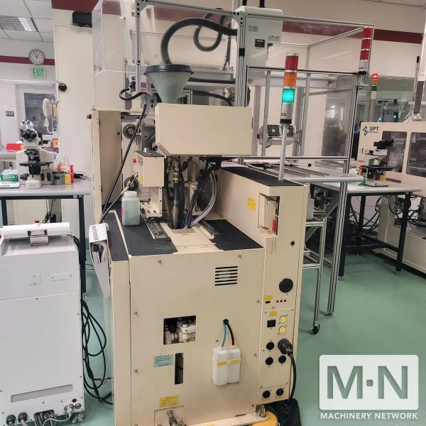44 TON  0.9 OZ SODICK MODEL TR40S3 PLUNGER STYLE INJECTION MOLDING MACHINE MFG 2002