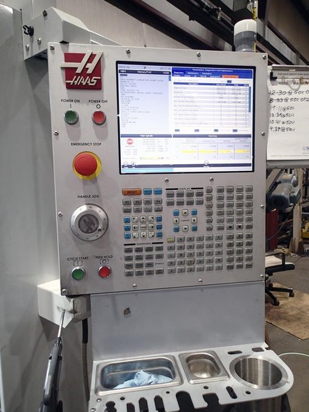 Haas ST-35 CNC Lathe, 2022 – Programmable Tailstock, Presetter, 12″ Chuck, Conveyor