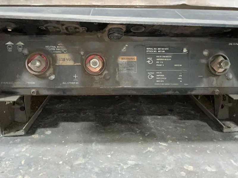 Miller 375 A Welder - Delta-fab