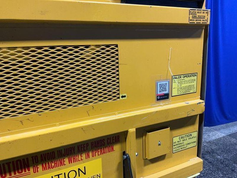 Gpi Divison  20” X 40” Baler - M42bc