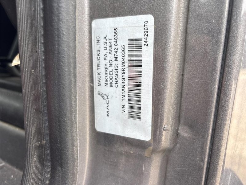 2024 Mack AN64T70 1M1AN4GY9RM040365
