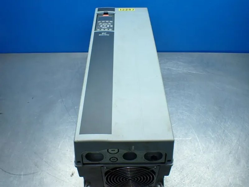 Danfoss 30hp Vlt Hvac Drive Unit - 131b4263
