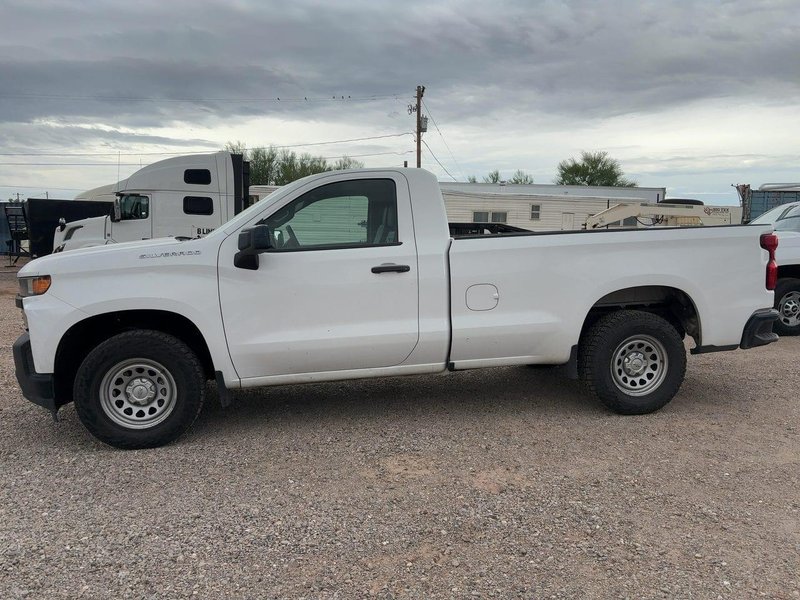 Chevrolet Silverado Pickup Truck, 2020 – Standard Cab