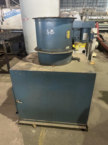 24" X 50" DUNNAGE WASH SYSTEMS 3-STAGE STAINLESS STEEL PASS THRU CONVEYOR TOTE / PALLET WASHER: STOCK #14892