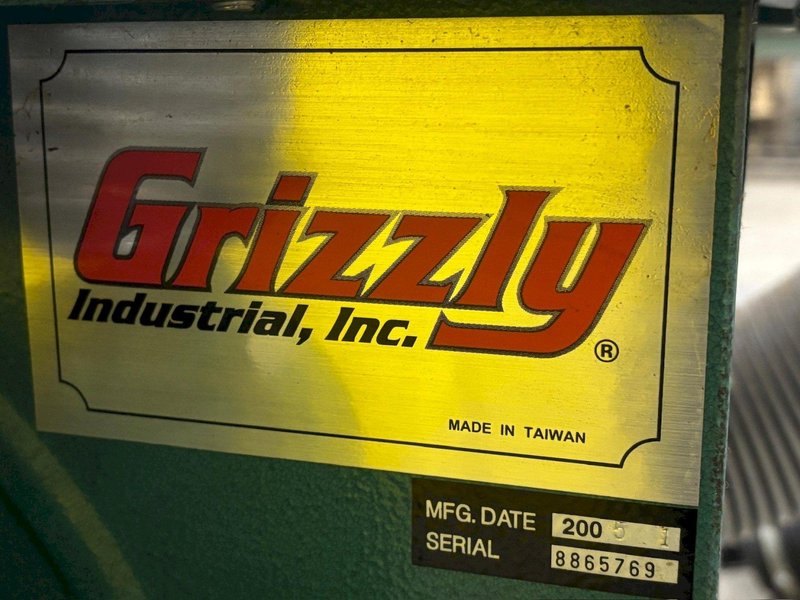 2 HP GRIZZLY DUST COLLECTOR 2005: YOBRO #24678