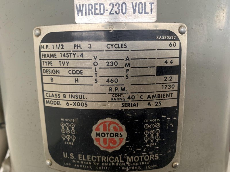 1.5 HP BRIDGEPORT SERIES 1 VERTICAL MILL. STOCK #0254124
