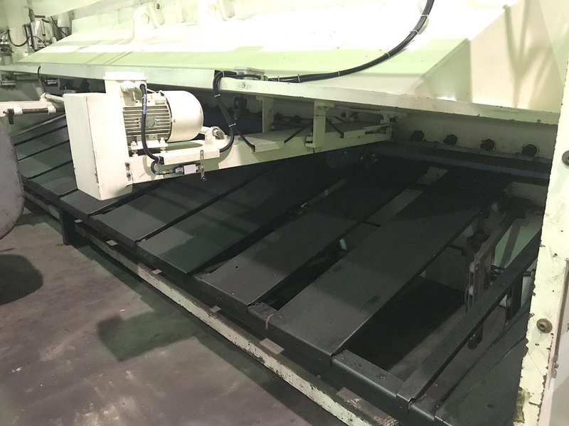 Ermak - HVR 6100 x 6 mm CNC