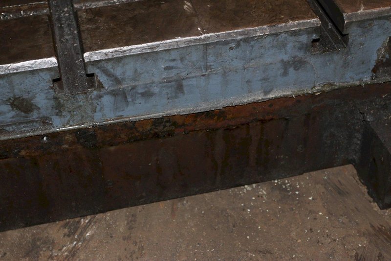 18' X 5'6" X 10" THICK GIDDINGS &amp; LEWIS T-SLOTTED FLOOR PLATE: #67268