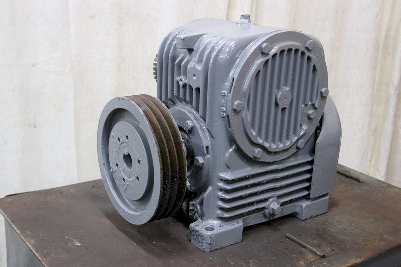 CONE DRIVE TEXTRON GEAR BOX: STOCK #52042