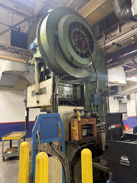 12" X .156" COIL HANDLING EQUIPMENT MODEL SMX12 SERVO-MAX II FEEDER: YOBRO 24773