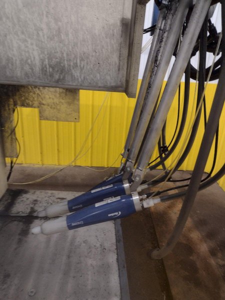 NORDSON POWDER COAT PAINT SYSTEM WITH FEEDER &amp; I-CONTROL: YOBRO #26208