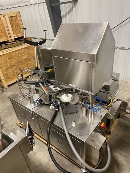 Chase-Logeman Monobloc Liquid Filling Line, 2000 – Filling, Plugging, Capping, Weighing and Vial Transfer System