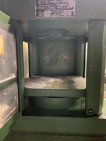 Modern Hydraulic 200 Ton Model 1A200 4 Post Hobbing Press 
