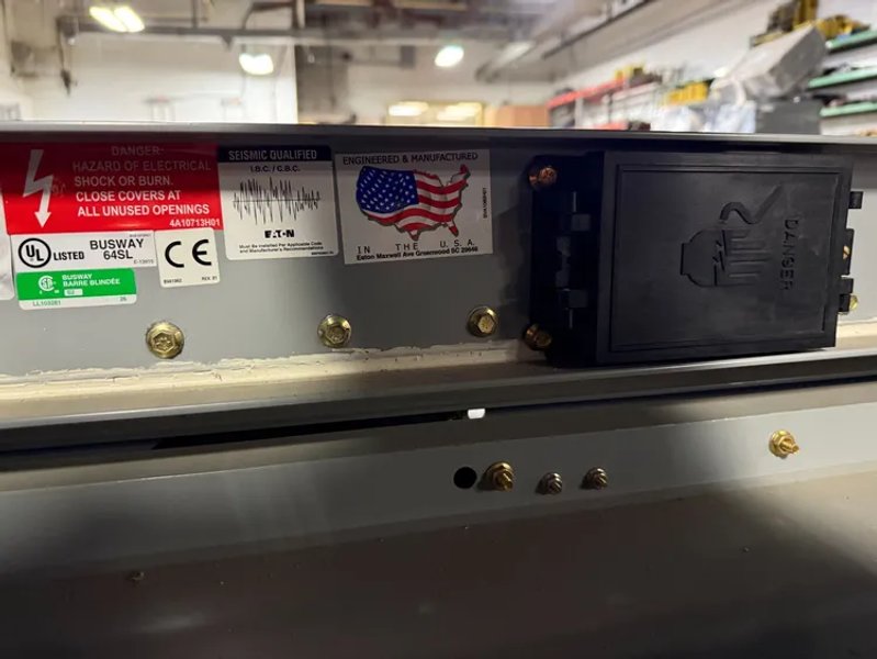 EATON 2500A POW-R-WAY III 10′ Copper Straight Length Busway 480V, 3PH, 3G NEW