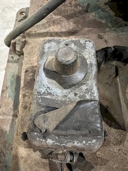 3,000 LB ARONSON MODEL #PRD3/PRI3 POWERED TANK TURNING ROLLS: STOCK #17960