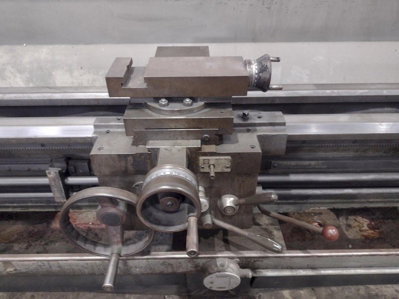 21" x 120" CLAUSING COLCHESTER MODEL #21 ENGINE LATHE 3.5" SPINDLE HOLE: YOBRO #24560