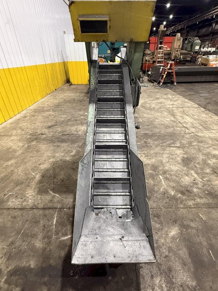 12" WIDE x TITAN STEEL CLEATED BELT INCLINED CONVEYOR: YOBRO #26020