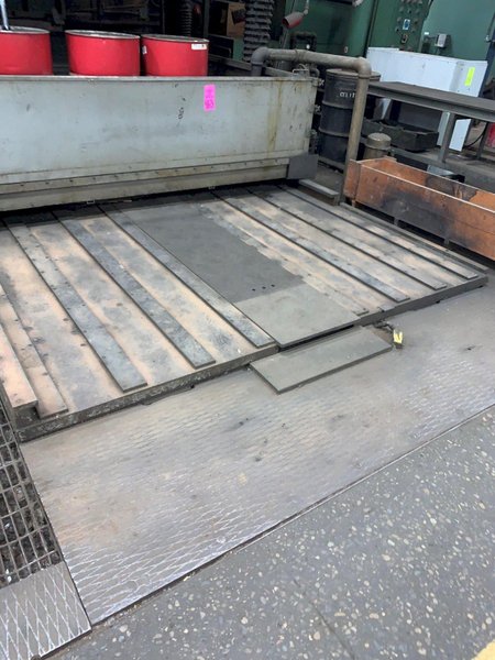 150 TON DAKE MODEL #18-467 4-POST DOWN ACTING HYDRAULIC SPOTTING PRESS. STOCK # 1265220