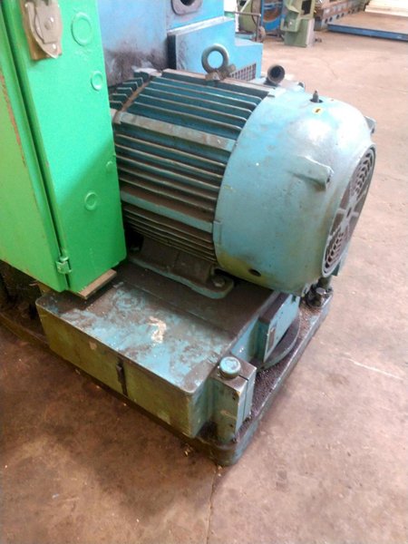 25" X 144" MONARCH SERIES 80 MODEL 2516 HEAVY DUTY ENGINE LATHE, 3" HOLE: STOCK #14833