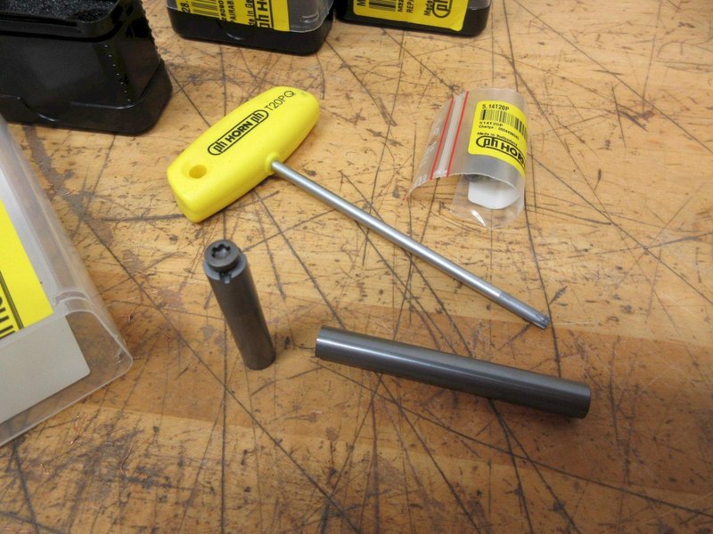 PH Horn (11pcs) M328.0909.01A Carbide 3/8" Shank Milling Cutter Holder **Shortened Shank**, (6pcs) BU105.0500.01 Type 105 Insert Boring Bar Holders **New**- Auction Item
