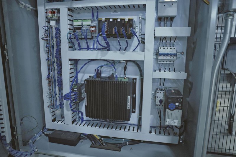Yaskawa Motoman GP25-12 Robots (4) – YRC1000 Controllers, Mech-Mind 3D Vision, Bin Picking, Integrated Safety Cells, 2022