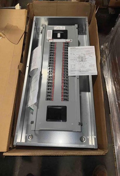 250 AMP SIEMENS CIRCUIT BREAKER PANEL WITH COVER: STOCK #23728