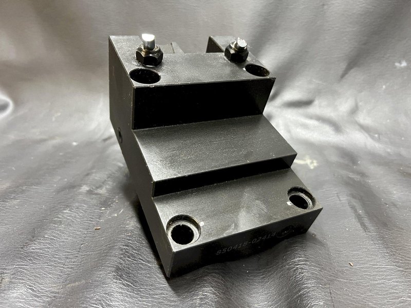 BMT75 CNC Lathe Tool 850418-02414 1-1/4" Block w/ Coolant Thru 90x90 BHP