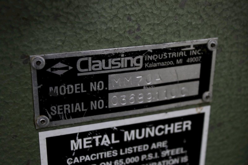 4" X 4" X 3/8" METAL MUNCHER HYDRAULIC IRONWORKER:  STOCK #75682