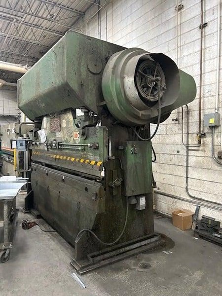 Chicago Dreis &amp; Krump 810-R Mechanical Press Brake (#5306)