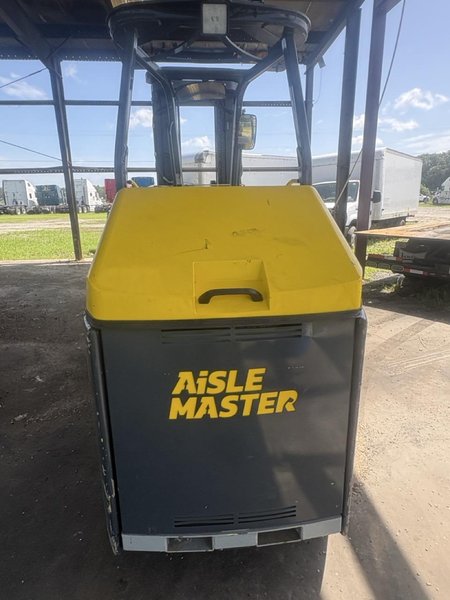 Aisle-Master 44SE 4,400 lb Electric Very Narrow Aisle Articulating Forklift, 2023 – 48V – Side Shift (1)