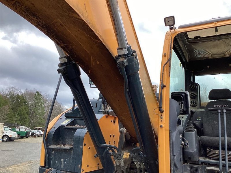 2021 Hyundai HX235LCR HHKHK604EE0000645