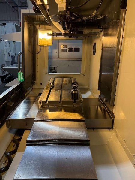 Haas VF-2 CNC Vertical Machining Center – 30,000 RPM, WIPS, Linear Scales Mill