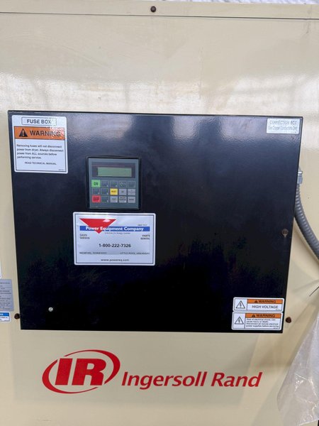 1,000 CFM INGERSOLL RAND NVC1000A400 REFRIGERATED COMPRESSED AIR DRYER. STOCK # 0888325