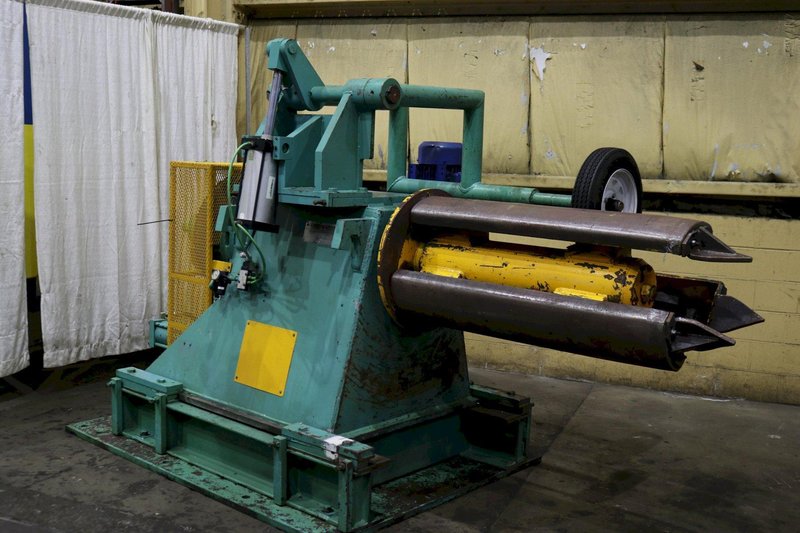 30000 X 48" B &amp; K MOTORIZED COIL REEL AND CAR: STOCK #73625