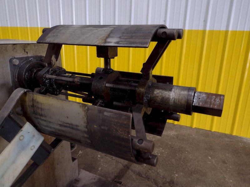 2000 LB 1 TON X 16" JACO MODEL #JVRE-2016 NON POWERED COIL REEL UNCOILER: STOCK #11916
