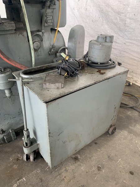 6" X 18" GALLMEYER &amp; LIVINGSTON HORIZONTAL SURFACE GRINDER. STOCK # 0678324