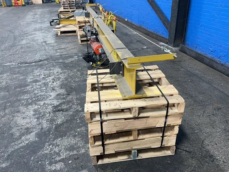 Bhs 2 Ton Gantry Crane With Hoist, Electrical Reel And Spreader Bar - Pgc-14pdc